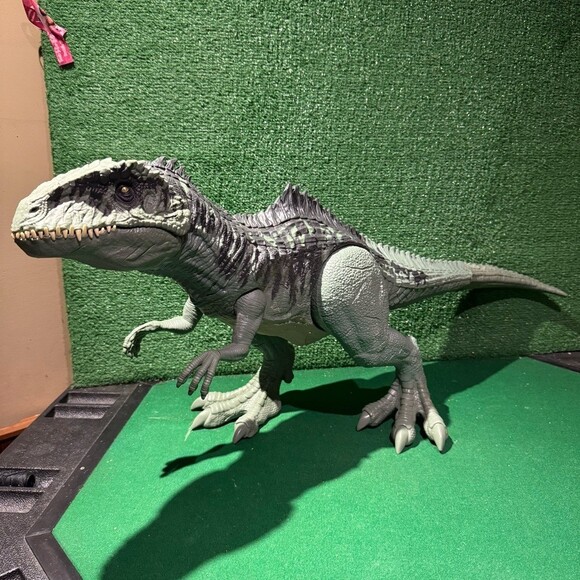 Mattel Other - Mattel Jurassic World Super Colossal Dinosaur Action Figure